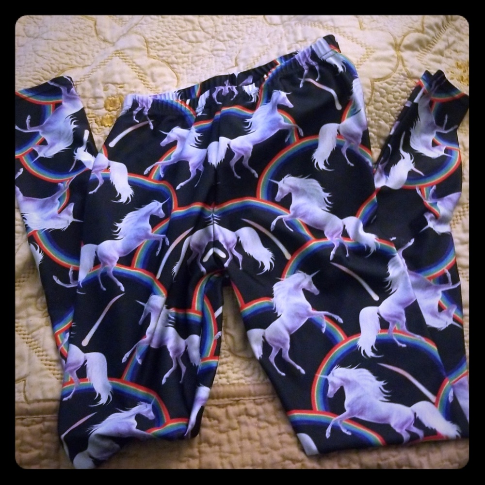 Unicorn & rainbows leggings
